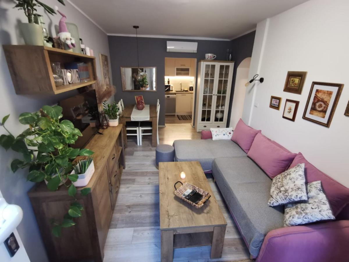 Apartment With Garden Vela Luka Bagian luar foto
